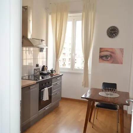 Blue Star Luxury San Giovanni - Colosseo Apartman