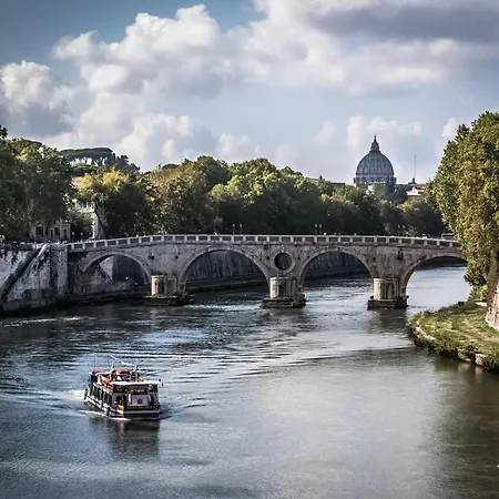 Near colosseum apartment san giovanni pet-friendly Roma